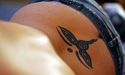 hawaiian flower tattoo designs